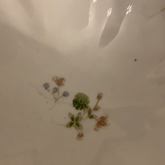 Nippon hand painted porcelain decorative bowl with gold trim 6” x 3”. - Picture 4 of 5